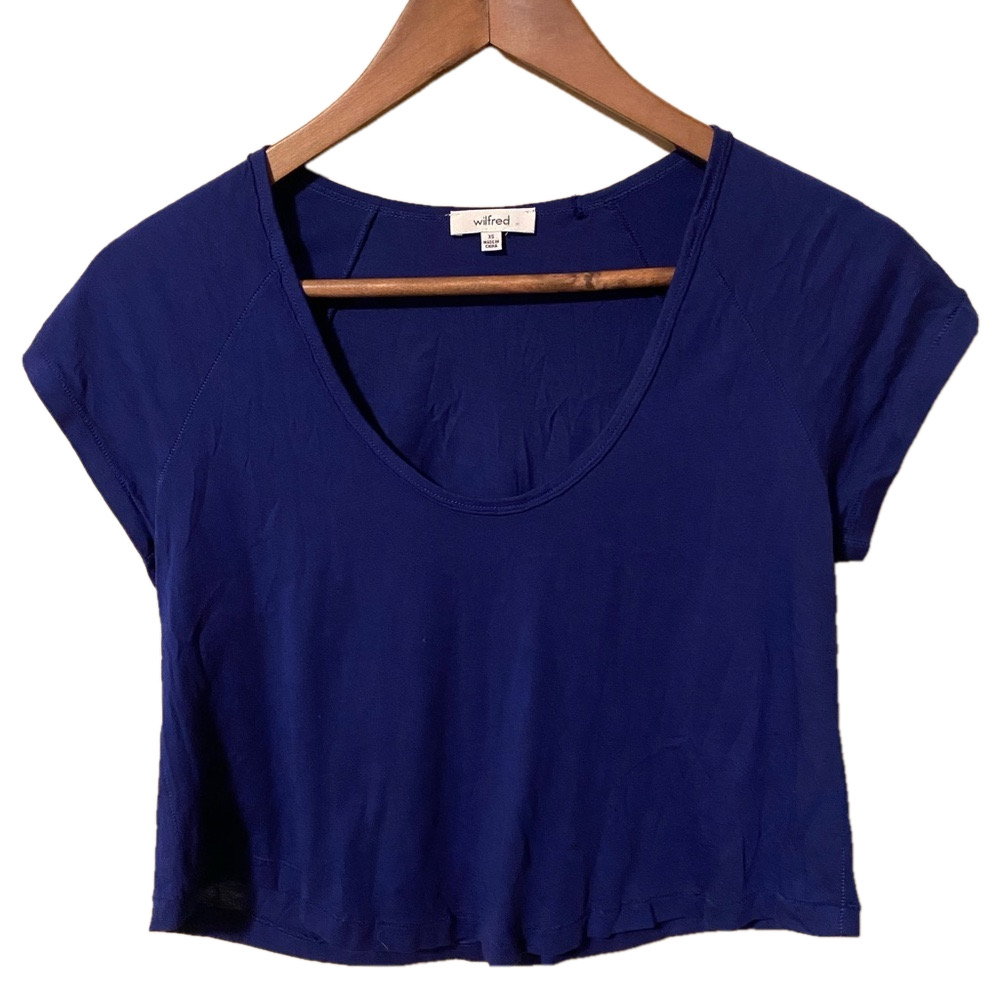 Aritzia| Wilfred Cropped Scoop neck Electric Blue.